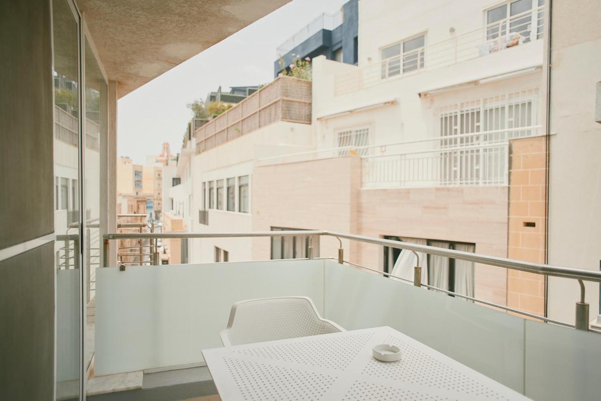 Appartement The 501 By Shmoo à Sliema Extérieur photo